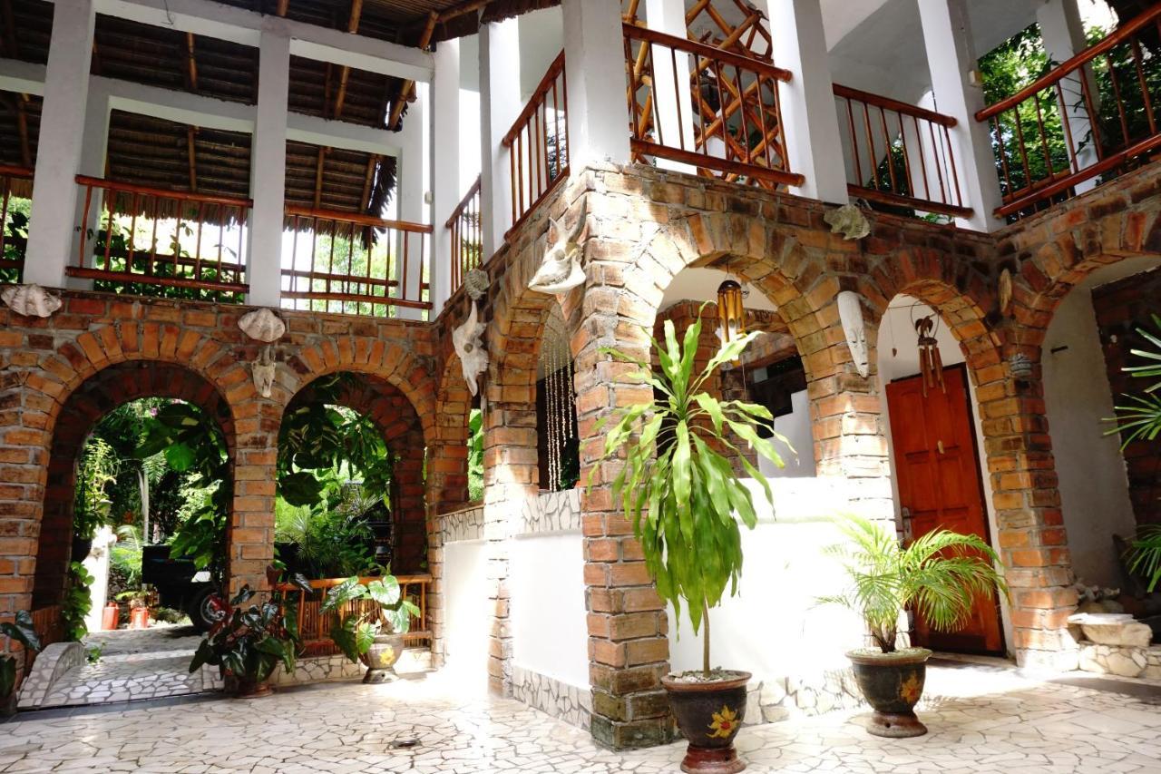 Mangga Lodge Bira Exterior foto